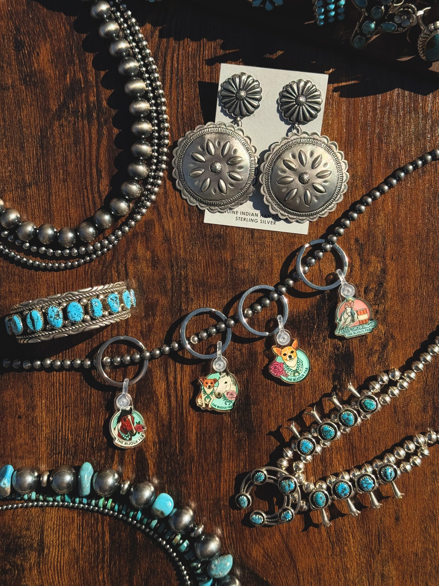 Bijoux FAB Character Keychain – Fabienne, Devon & Trouble