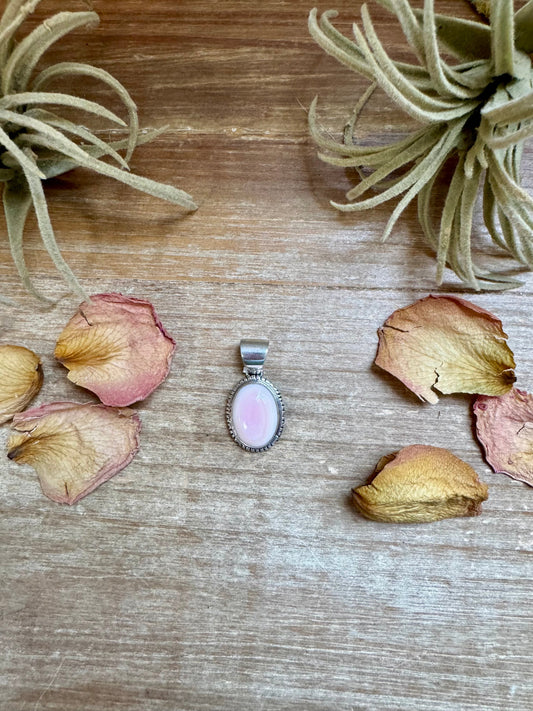 Simple Pink Conch Pendant – Sterling Silver, Made in USA