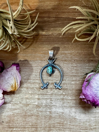 Naja Pendant with Turquoise – Sterling Silver