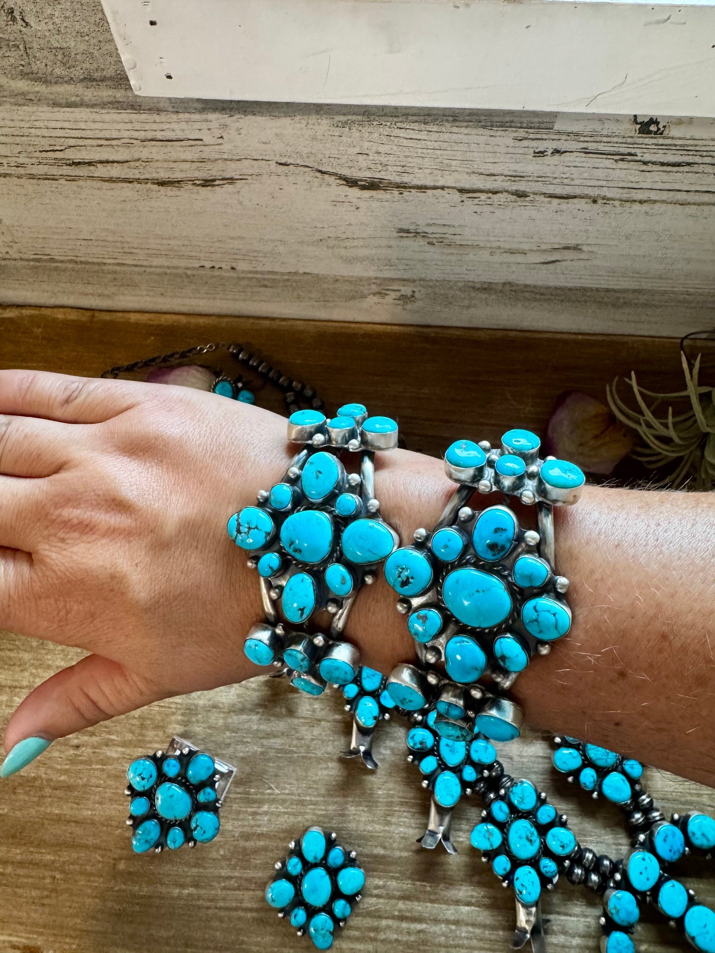 Complete Squash Blossom Set – Kingman Turquoise – Sterling Silver – Navajo Made by Wilson Dawes