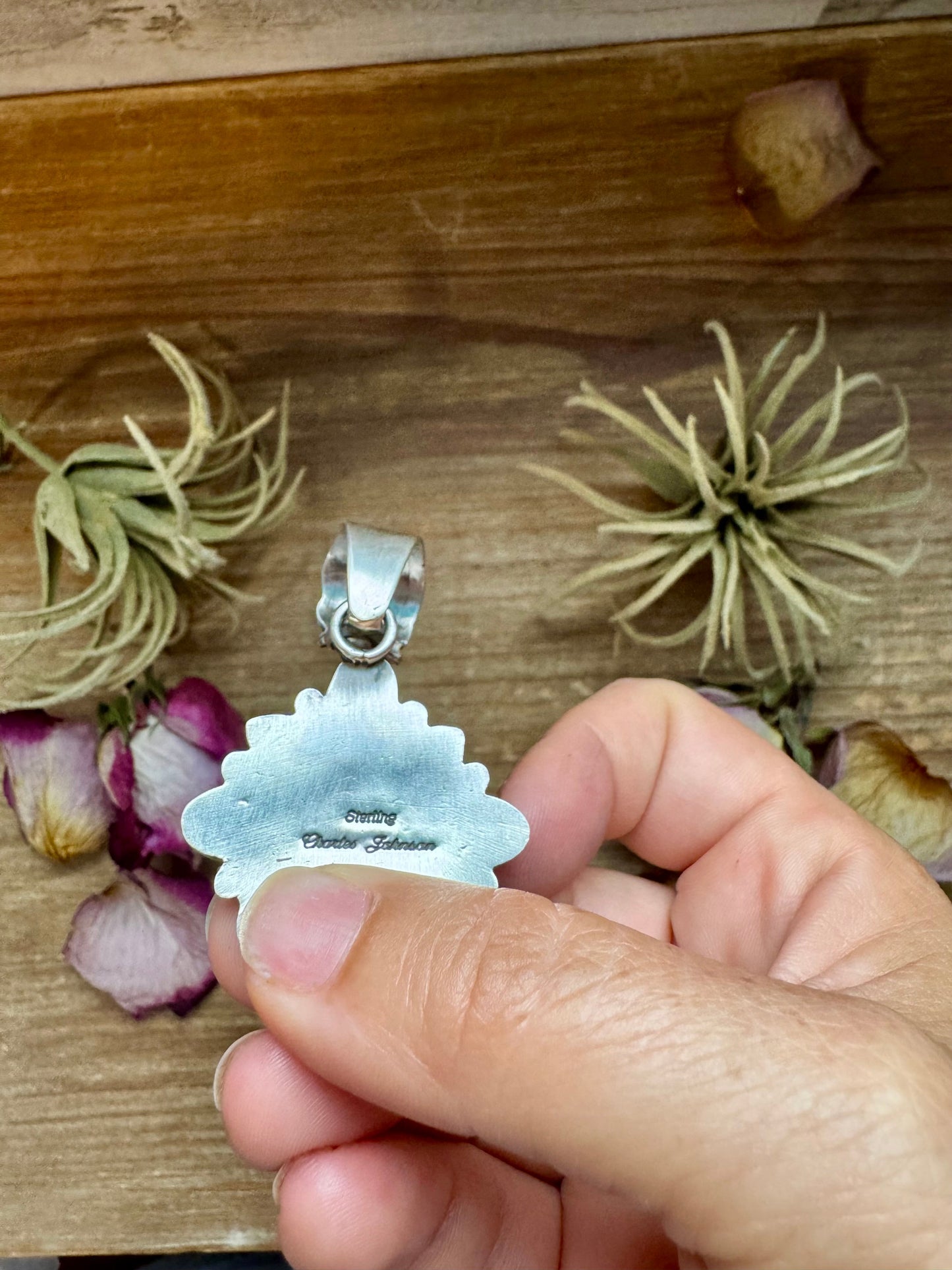 Flower Pendant with Sunderland Gold – Sterling Silver – Native Made by Charles Johnson