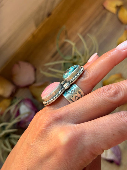 Kingman Turquoise & Pink Conch Sterling Silver Ring – Size 6.5