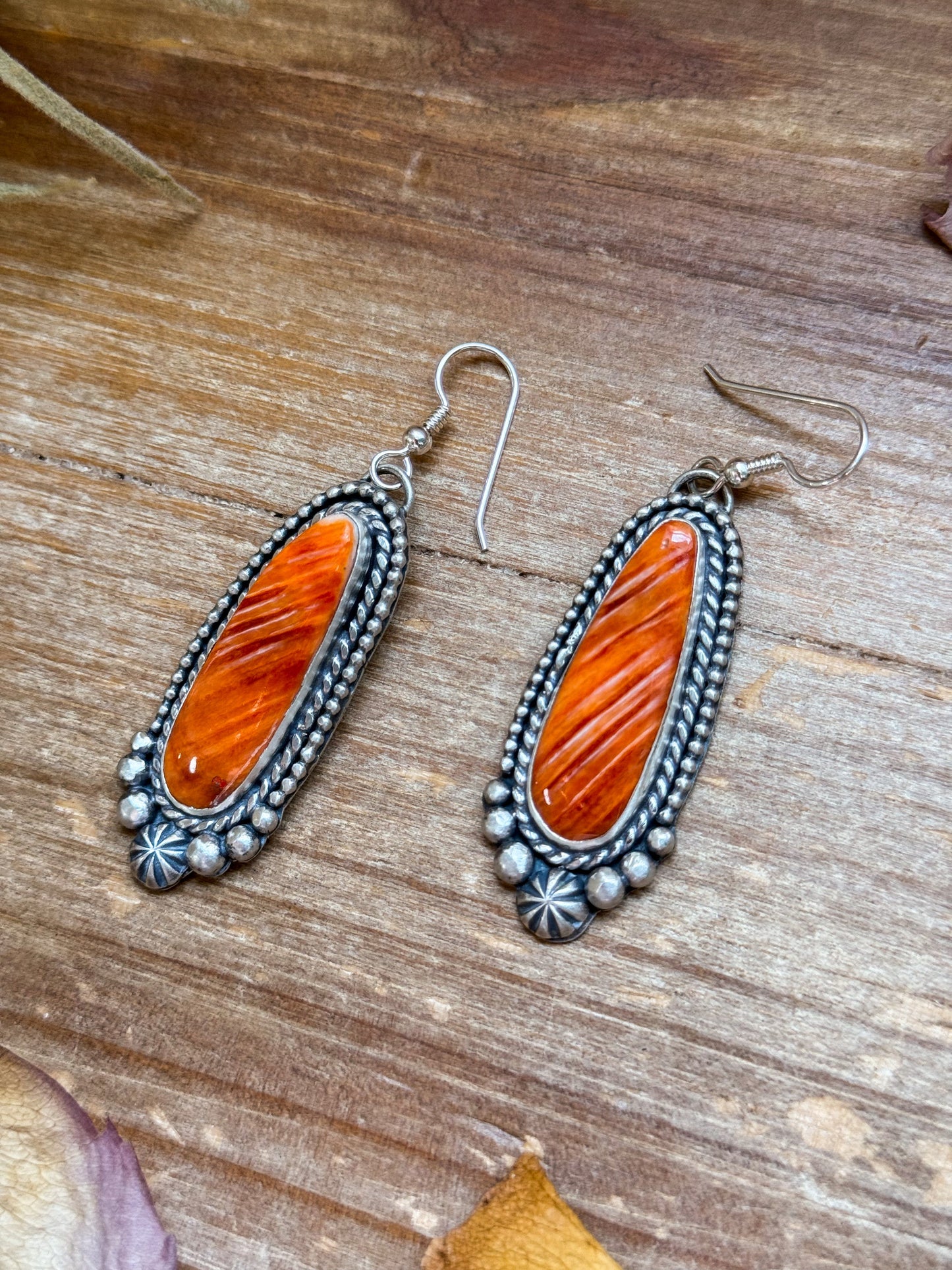 Sterling Silver Orange Spiny Oyster Dangle Earrings – Artist Shay Pfeiffer